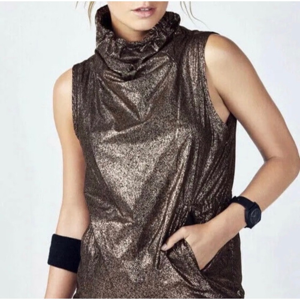 Fabletics Top Womens 1X Bronze Metallic Cowl Neck Sleeveless Pockets Athleisure